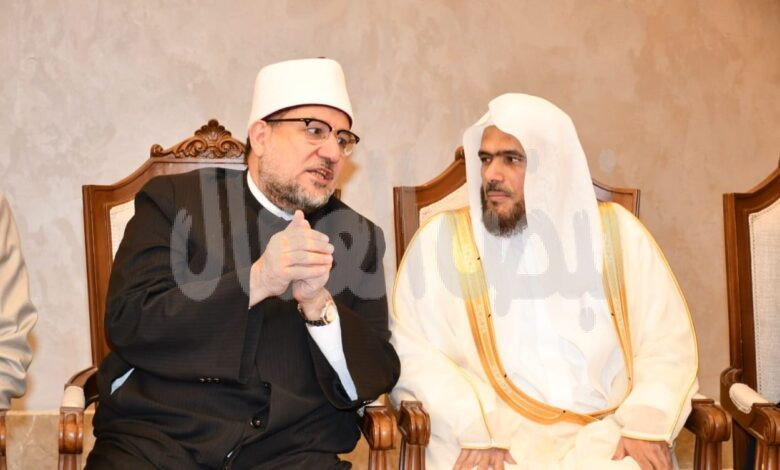 إمام الحرم النبوي يشارك في فعاليات افتتاح المسابقة العالمية الثلاثين لحفظ القرآن الكريم في مصر