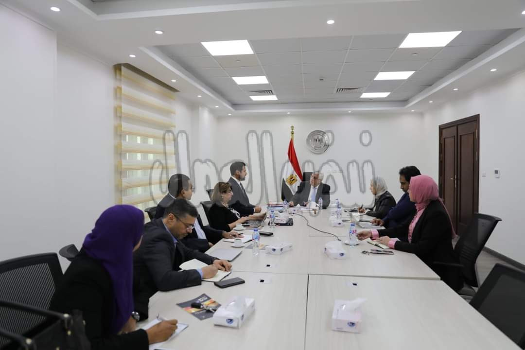 وزير التعليم العالي يناقش خطة العمل المستقبلية لبنك المعرفة المصري