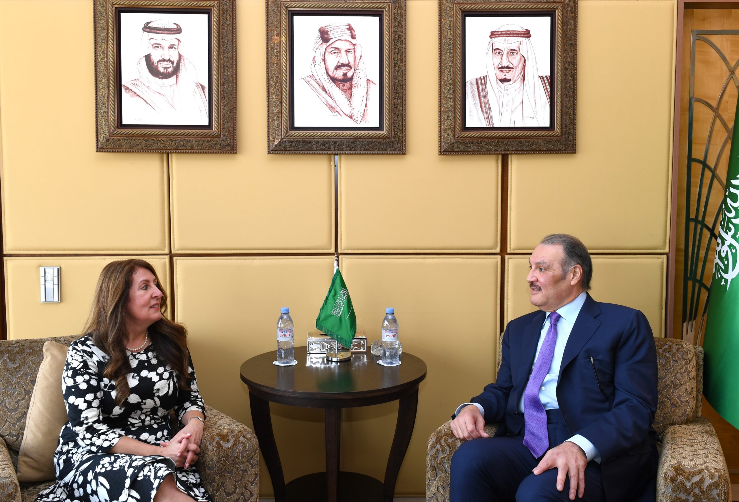 سفير المملكة لدى مصر يستقبل نظيرته الأمريكية
