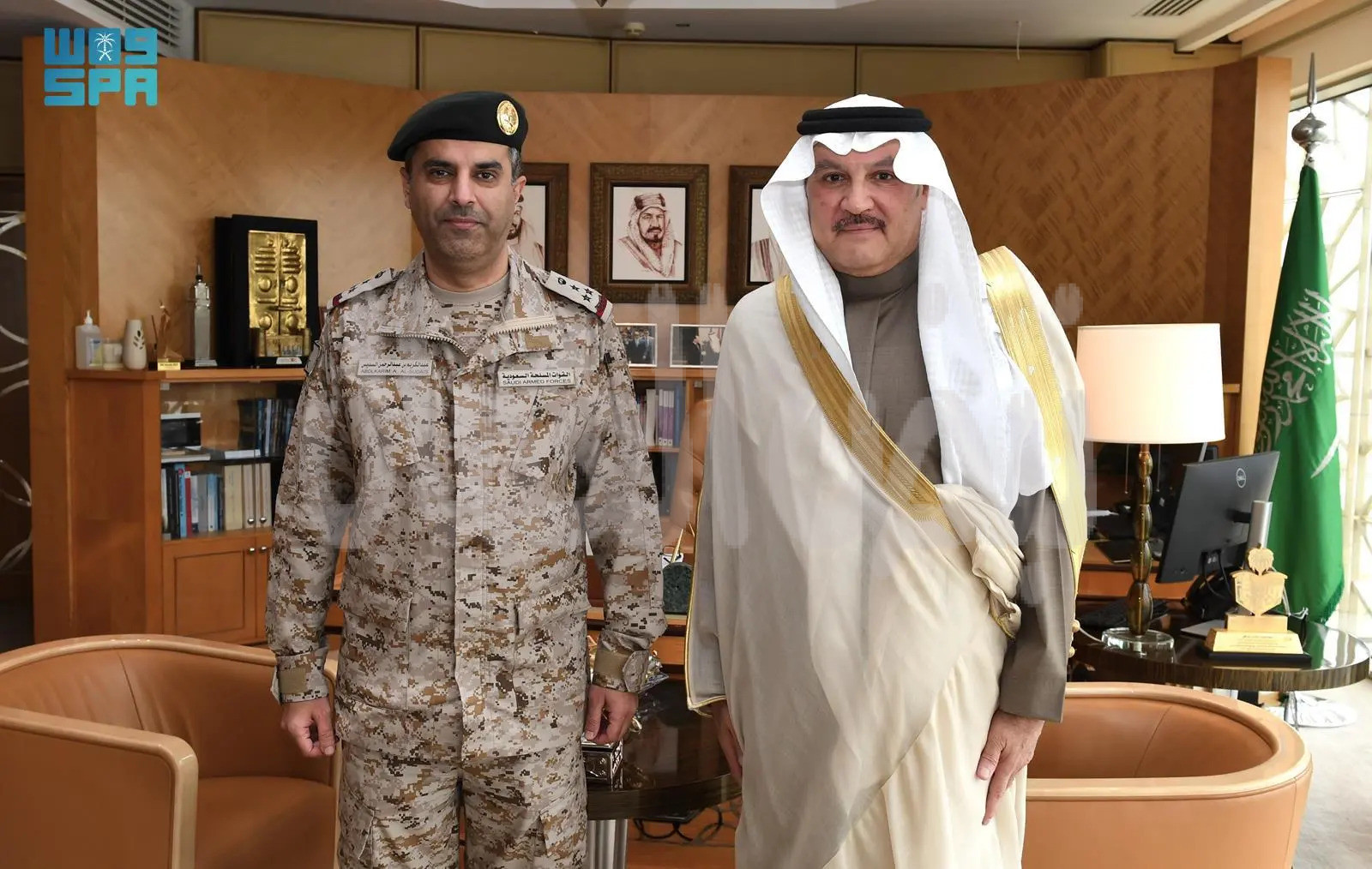 سفير المملكة لدى مصر يقلد الملحق العسكري رتبته الجديدة