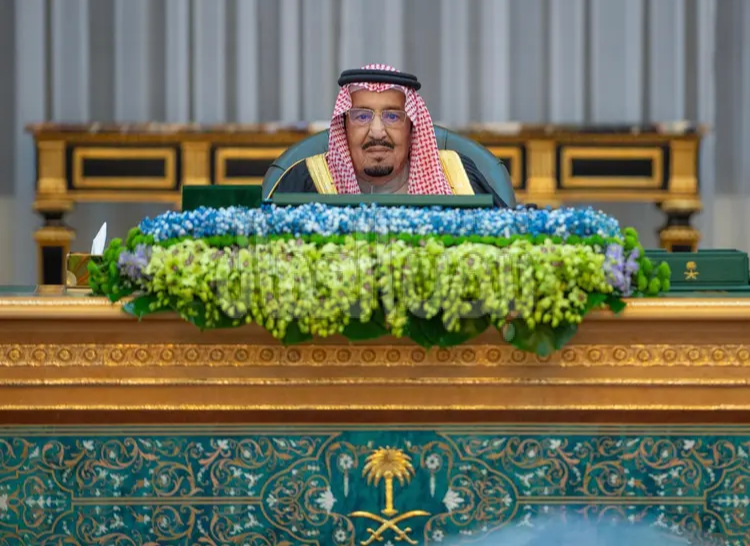 خادم الحرمين الشريفين يرأس جلسة مجلس الوزراء لإقرار الميزانية العامة للدولة للعام المالي الجديد 1445 / 1446 هـ (2024م
