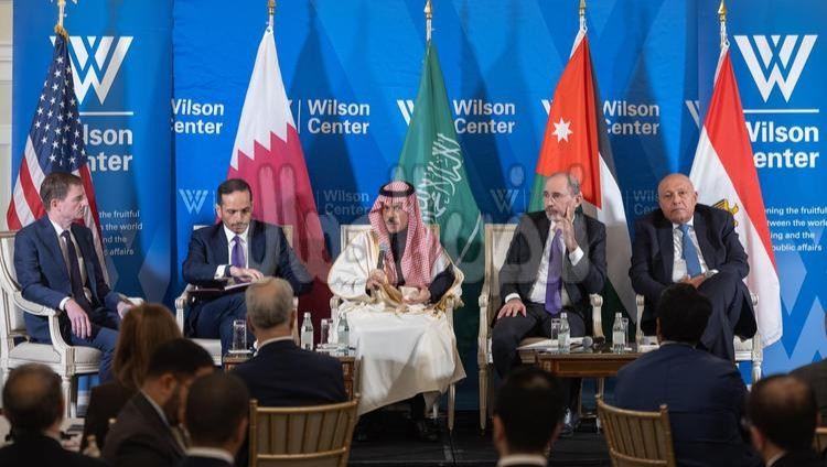 وفد اللجنة الوزارية المكلفة من القمة العربية الإسلامية المشتركة غير العادية يعقد جلسة نقاش حول التطورات في غزة