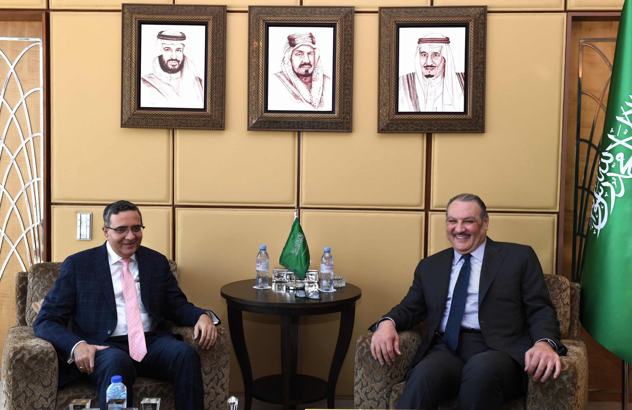 سفير المملكة لدى مصر يستقبل نظيره الهندي