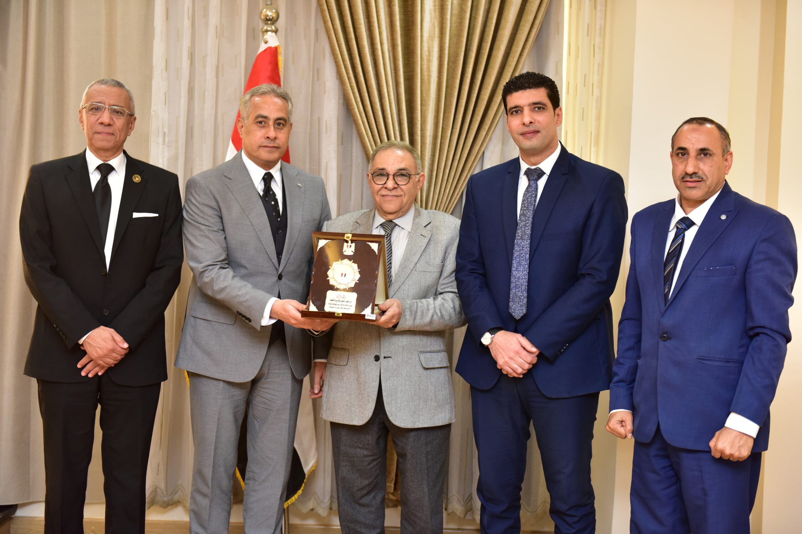 وزير العمل يلتقي وفدًا من المجلس الوطني للتدريب والتعليم للتعاون في مجال التدريب المهني..