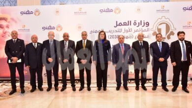 بحضور وزراء التخطيط والمالية والتربية والتعليم وقطاع الأعمال وممثلي أصحاب الاعمال والعمال ونواب في “البرلمان”: