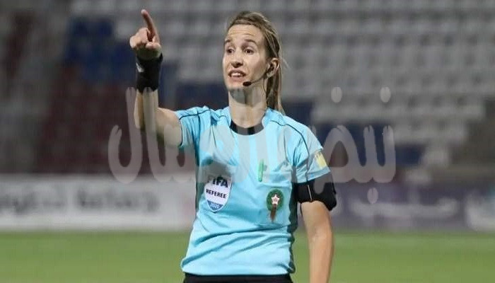 بشري كربوني أول إمرأة تدير  مبارأة كحكم رئيسي بأمم أفريقيا 