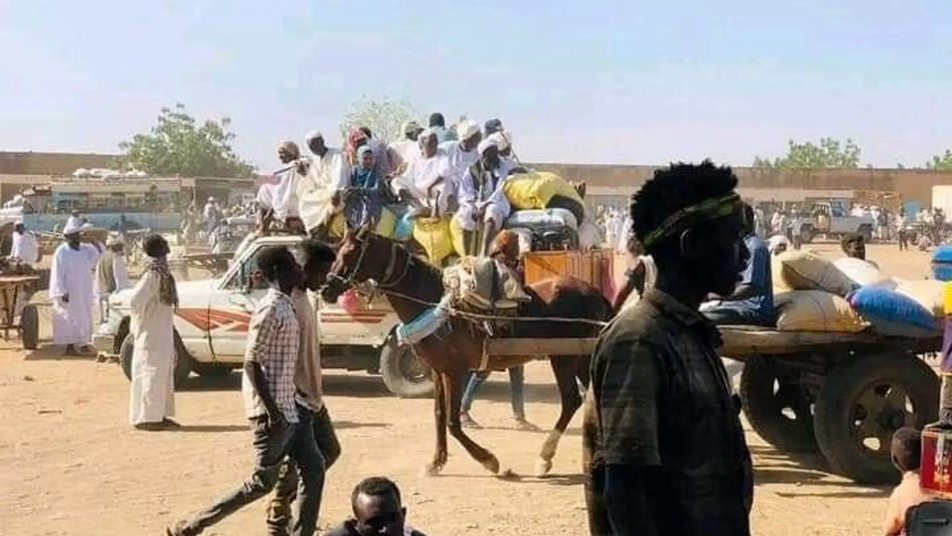شركات الإتصالات بالسودان تتوقف عن العمل