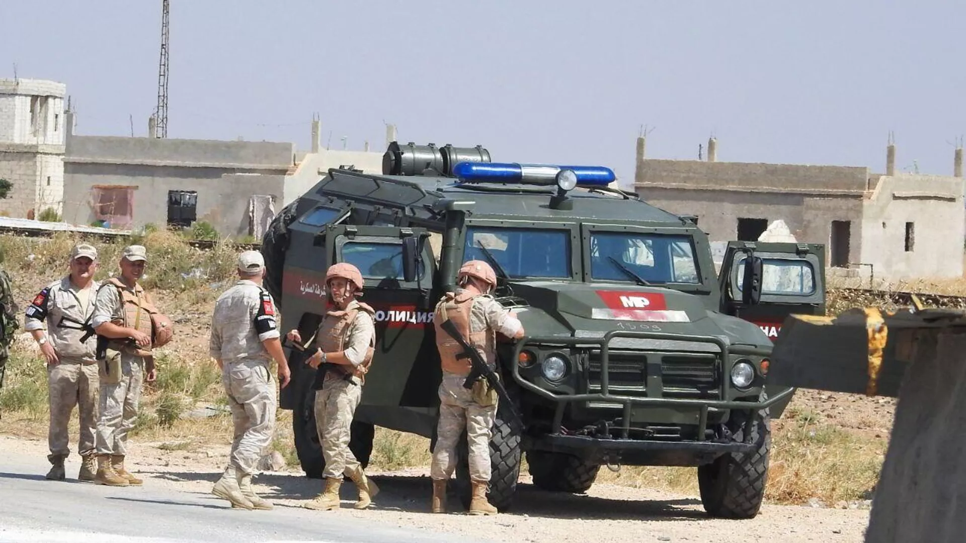 انفجارات عنيفة تهز الحدود السورية الأردنية