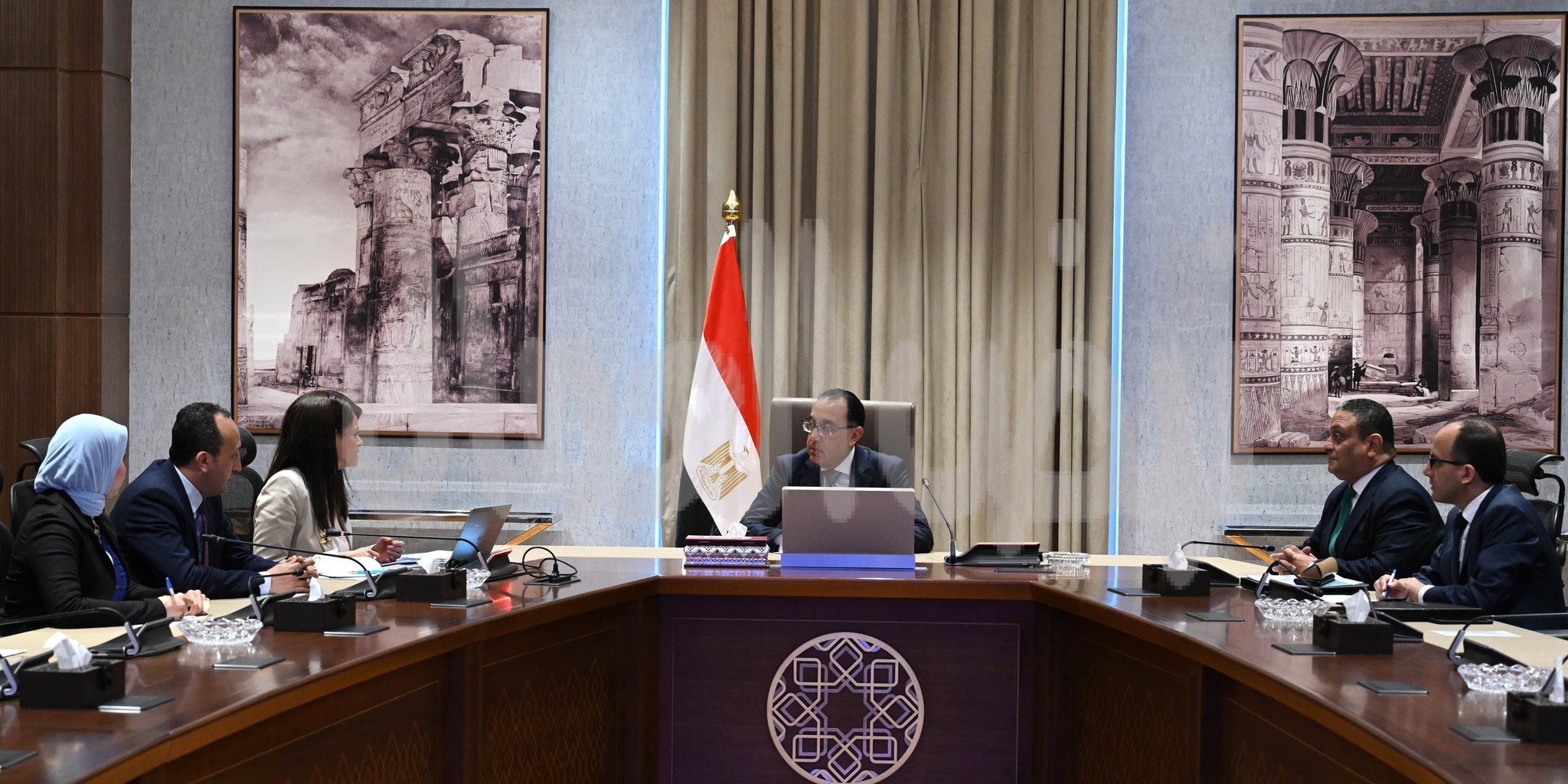 رئيس الوزراء يلتقي وزيرة التعاون الدولي لمتابعة عدد من ملفات العمل