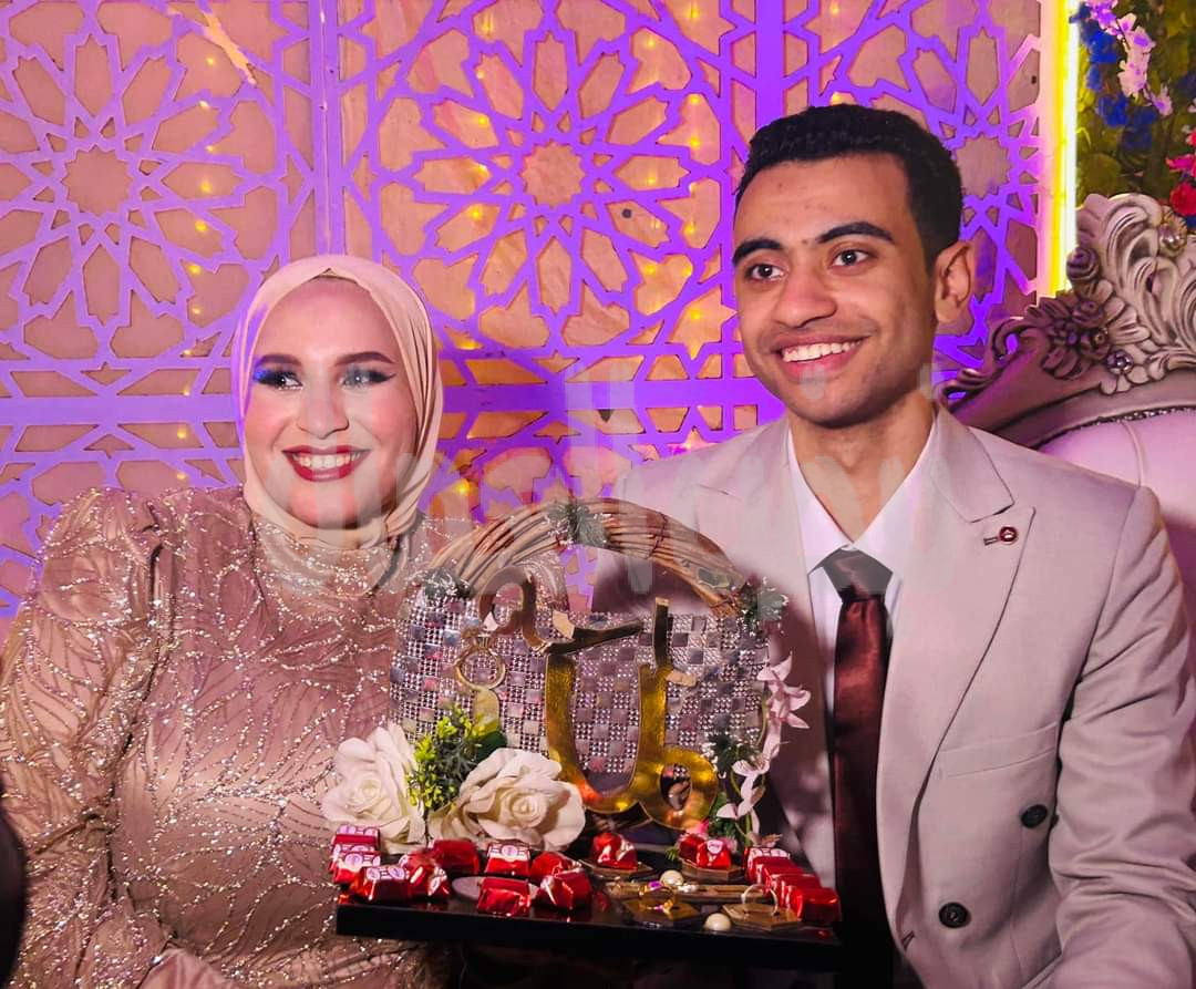 نبض العمال يهنئ الإعلامي الكبير فتحى عبد العاطى بخطوبة ابنته