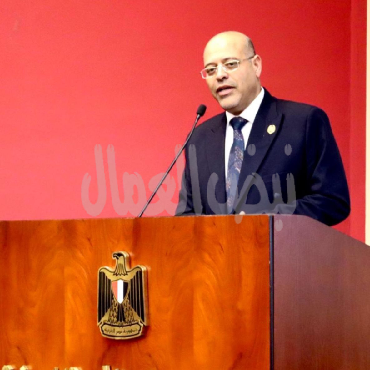 عمال مصر يهنىء الرئيس السيسي بذكرى انتصار العاشر من رمضان