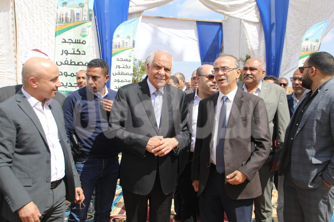 محافظ الجيزة يفتتح مسجد الدكتور مصطفي محمود الجديد بالمجمع الطبي للراحل بالسادس من أكتوبر 