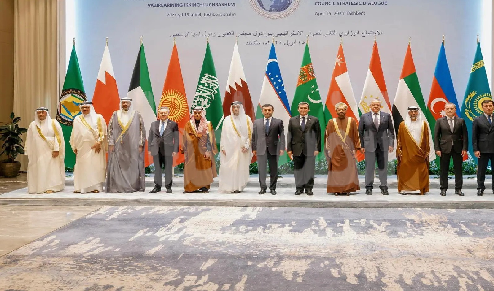 وزير الخارجية يشارك في الاجتماع الوزاري الثاني للحوار الاستراتيجي بين دول الخليج ودول آسيا الوسطى