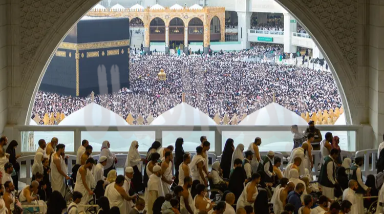 رئاسة الشؤون الدينية تسخر جهودها لإثراء تجربة القاصدين والزائرين ليوم الجمعة