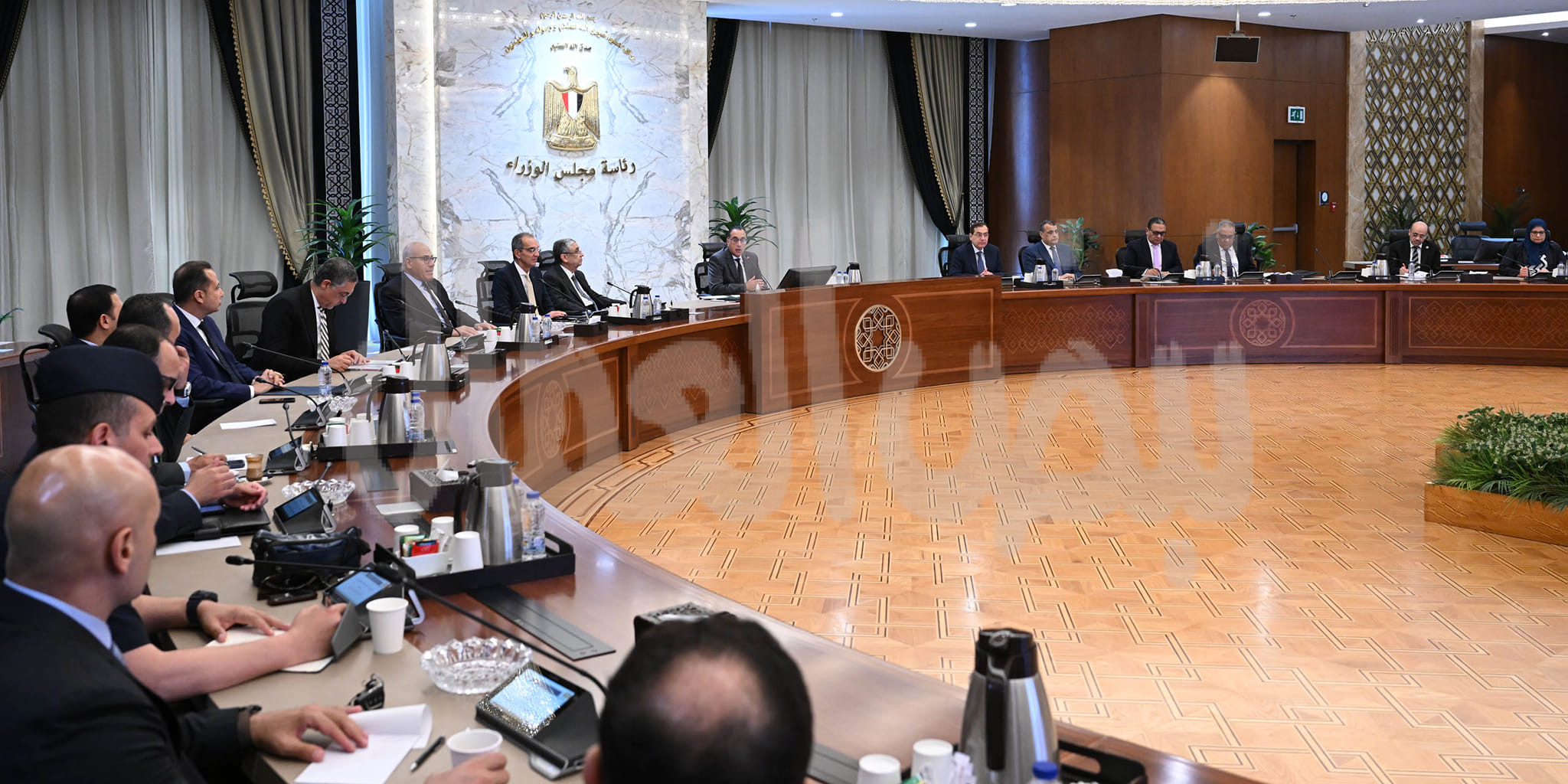رئيس الوزراء يتابع جهود توطين صناعة الرقائق الإلكترونية وأشباه الموصلات