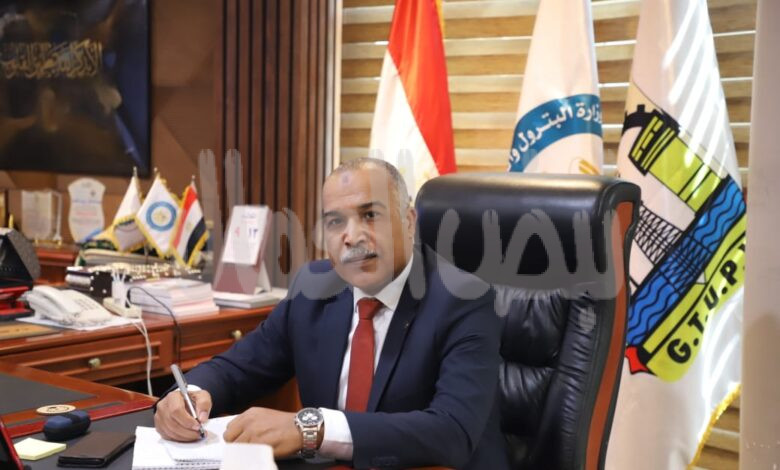 عباس صابر : يهنئ عمال البترول و جميع عمال مصر ويوجه رسالة شكر لهم .. ويؤكد أن مستقبل الوطن يبنى بسواعدهم عباس صابر : يهنئ عمال البترول و جميع عمال مصر ويوجه رسالة شكر لهم .. ويؤكد أن مستقبل الوطن يبنى بسواعدهم