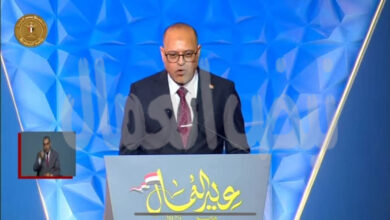 وزير العمل يُلقي كلمة في احتفالية عيد العمال..ويؤكد :  التكليفات الرئاسية في مجالات العمل محل تنفيذ على أرض الواقع