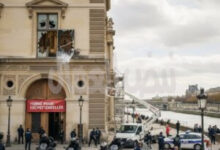 جريمة سرقة في واضح النهار بمتحف اللوفر