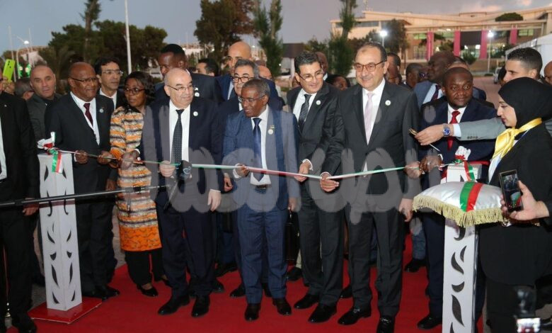 وزير قطاع الأعمال  يشهد فعاليات”كلينفست إكسبو” على هامش المؤتمر الوزاري الأفريقي بالجزائر