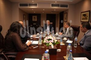 وزير السياحة والآثار يجتمع مع رئيس المجلس العالمي للسفر والسياحة لتعزيز التعاون ودعم الاستثمارات السياحية في مصر وزير السياحة والآثار يجتمع مع رئيس المجلس العالمي للسفر والسياحة لتعزيز التعاون ودعم الاستثمارات السياحية في مصر