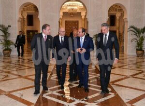 السيد الرئيس عبد الفتاح السيسي يستقبل رؤساء وملوك العالم لافتتاح المتحف المصري الكبير السيد الرئيس عبد الفتاح السيسي يستقبل رؤساء وملوك العالم لافتتاح المتحف المصري الكبير