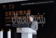 – نائب وزير السياحة يمني البحار تفتتح معرض “مصر القديمة تكشف عن نفسها: كنوز من المتاحف المصرية