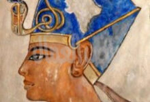 التاج الأزرق (خِبرِش) 𓋙𓂋𓈙𓈖𓎛𓎡