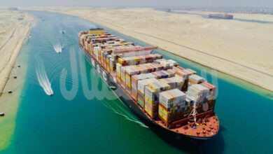 “فيتش” حركة التجارة بقناة السويس ستشهد تعافيًا تدريجيًا