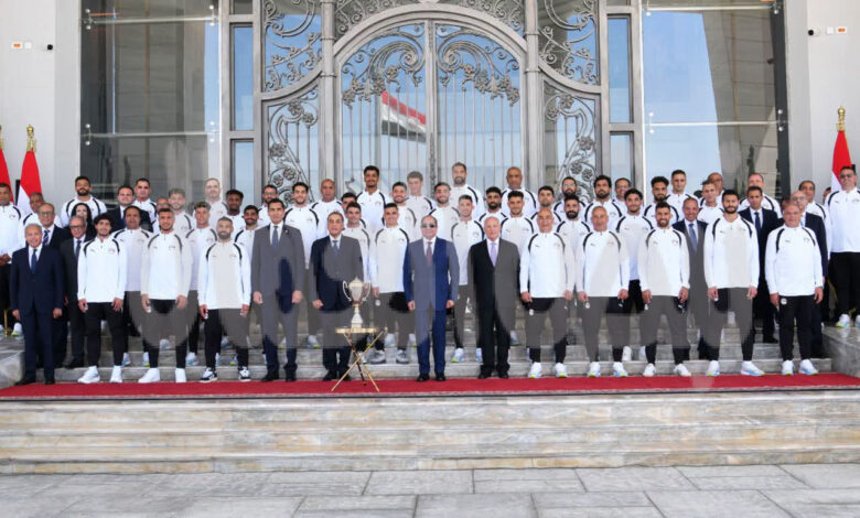 المهيري : الاستقبال الرئاسى لمنتخب مصر .. تقدير رفيع المستوى..ودعوة تحفيزية للشباب المهيري : الاستقبال الرئاسى لمنتخب مصر .. تقدير رفيع المستوى..ودعوة تحفيزية للشباب