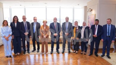 وزير العمل الايطالية  هذه عاصمتنا الجديدةدليل على  مهارة العامل المصري