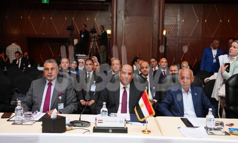 وزير العمل أمام مؤتمر العمل العربي : مصر تضع “تنمية مهارات الشباب” في قلب عملية التنمية وزير العمل أمام مؤتمر العمل العربي : مصر تضع “تنمية مهارات الشباب” في قلب عملية التنمية