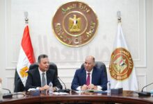 وزير العمل يلتقي رئيس رئيس الجهاز المركزي للتعبئة والاحصاء لتعزيز التعاون وتبادل البيانات لدعم ملفات العمل وسوق العمل