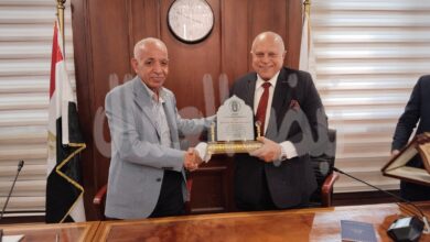 الاتحاد العام لنقابات عمال مصر واتحاد الصناعات المصرية يوقعان بروتوكول تعاون لتعزيز الحوار الاجتماعي ودعم الصناعة الوطنية الاتحاد العام لنقابات عمال مصر واتحاد الصناعات المصرية يوقعان بروتوكول تعاون لتعزيز الحوار الاجتماعي ودعم الصناعة الوطنية