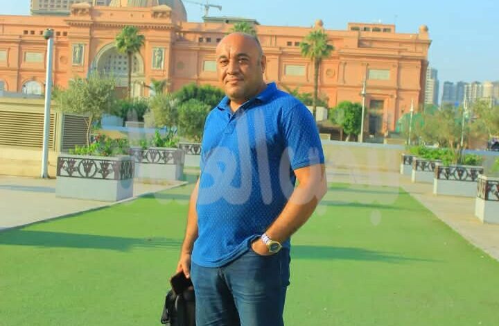 ايدنا في ايدك مكملين نحمي بلدنا من الخاينين ايدنا في ايدك مكملين نحمي بلدنا من الخاينين