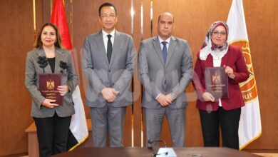 وزيرا العمل و الاتصالات وتكنولوجيا المعلومات يشهدان توقيع مذكرة تفاهم للتعاون في التطوير المؤسسي الرقمي لوزارة العمل