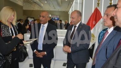 عباس صابر ووفد نقابة البترول يتفقدون أجنحة معرض «موك 2026» بالإسكندرية عباس صابر ووفد نقابة البترول يتفقدون أجنحة معرض «موك 2026» بالإسكندرية
