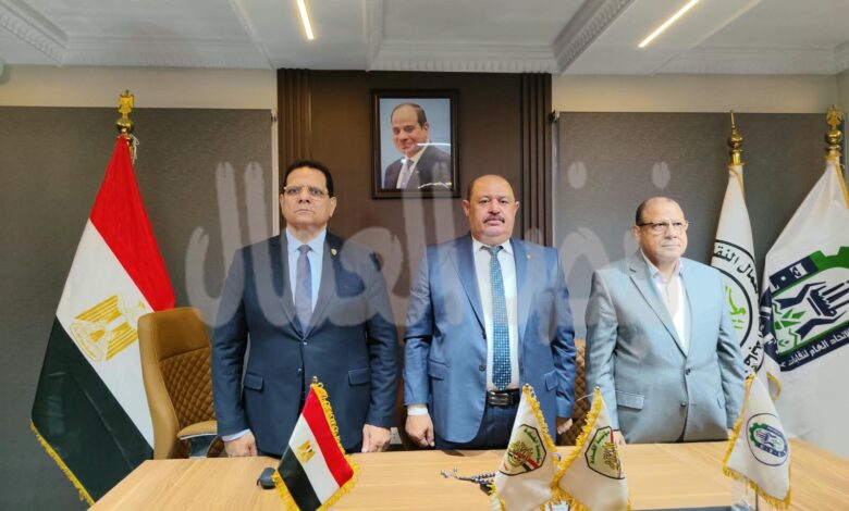 مجدي البدوي: الاصطفاف الوطني وتكاتف الجهود ضرورة لمواجهة التحديات واستكمال مسيرة التنمية مجدي البدوي: الاصطفاف الوطني وتكاتف الجهود ضرورة لمواجهة التحديات واستكمال مسيرة التنمية